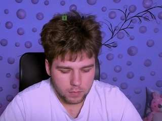 michael-strong webcam camsoda model stream image