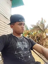 youngboypiss webcam stripchat model stream image