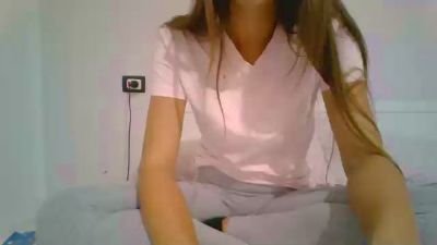 Adelinee webcam model stream image