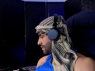 Ralf E webcam model stream image