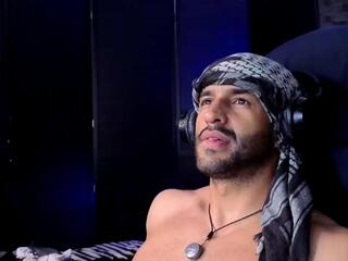 Ralf E webcam model stream image