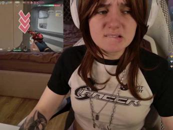 LunaL0ve webcam model stream image