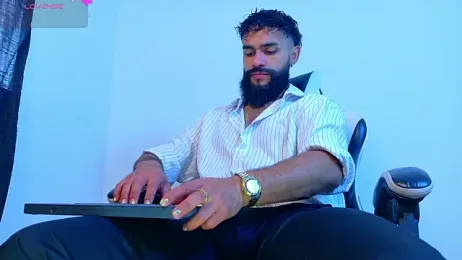 Thaiel_Fosteer webcam model stream image