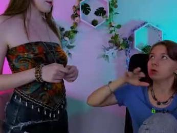 gloria_bubble webcam model stream image