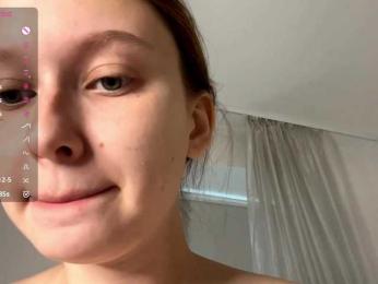 HanaHaeussler webcam model stream image