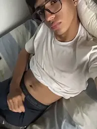 edu__55 webcam model stream image