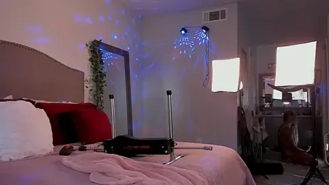Yiauna webcam stripchat model stream image
