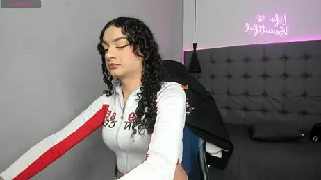 scarletcherry18 webcam model stream image