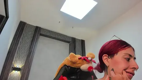 selene_red_ webcam stripchat model stream image