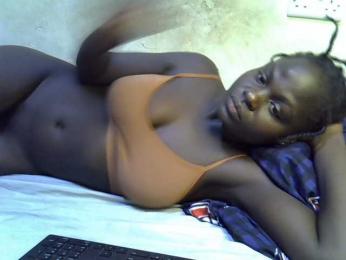 African-qeen1 webcam model stream image