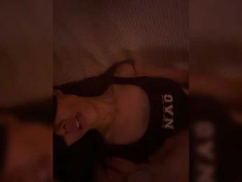 Azia_love_ webcam model stream image