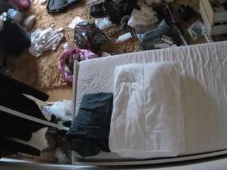 voyeurcam-julmodels-whitebed-5 webcam model stream image