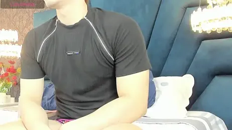 TaylerWhite webcam model stream image