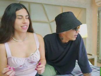 Be-Curiouss webcam model stream image