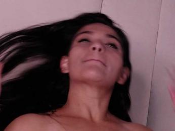 LannyShell webcam bongacams model stream image