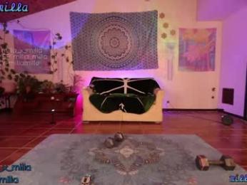 milla_milla webcam model stream image