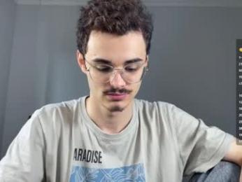 cock_and_lock webcam model stream image