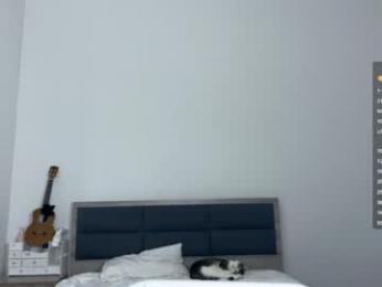 cock_and_lock webcam model stream image