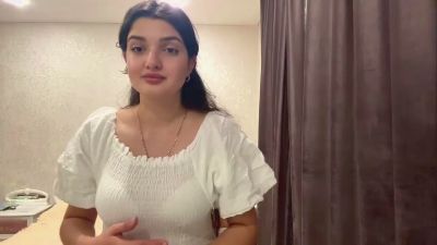 LizPabelick webcam model stream image