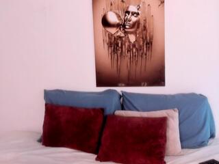 Elena Saint webcam model stream image