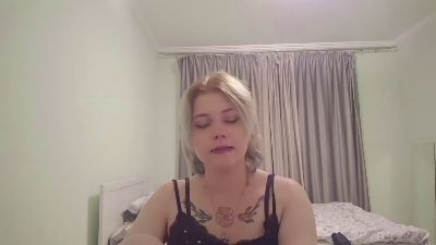 NguyetHerstad webcam model stream image