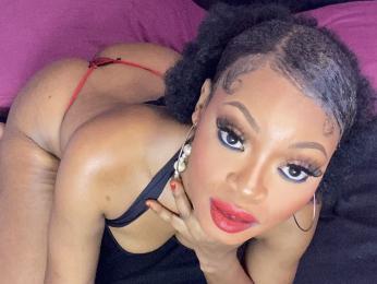 AmaAmivie webcam model stream image