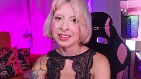 Cinamoonn webcam stripchat model stream image