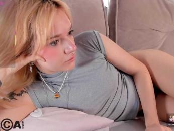 Molly-Platt webcam bongacams model stream image