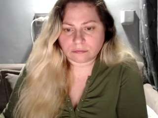 candycream17 webcam model stream image
