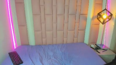 FerPhoenix_ webcam model stream image