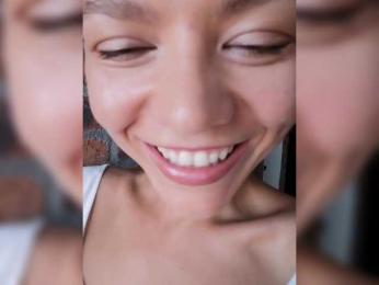 Malisha8 webcam model stream image