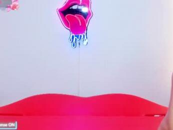 shannelpink_ webcam model stream image