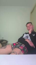 TuuNeenee30 webcam model stream image