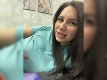 Y_Leiki webcam bongacams model stream image