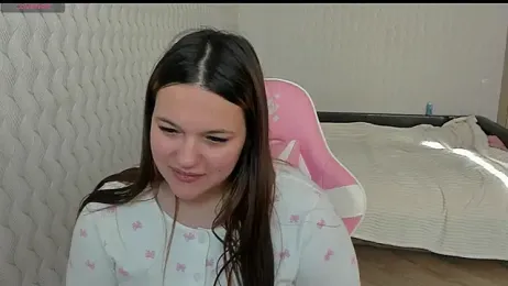 Elyssae webcam model stream image