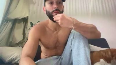 Roylarry webcam model stream image