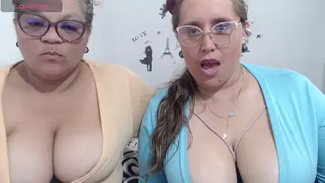 mademooms webcam model stream image