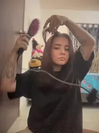 Ema_kraus webcam model stream image