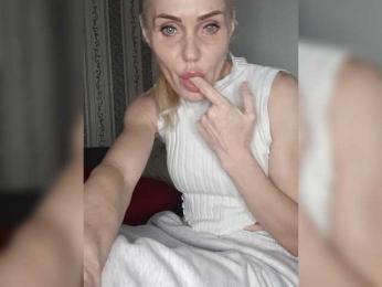 Mazalane webcam model stream image