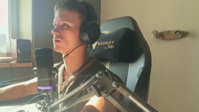 dennisdillon webcam cam4 model stream image