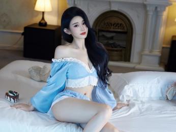 LuluLeblanc webcam model stream image