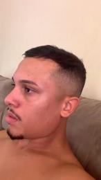 Morenoyboy webcam model stream image