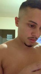 Morenoyboy webcam model stream image