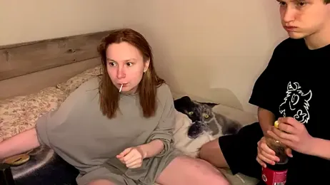 ReynaSweet_ webcam model stream image