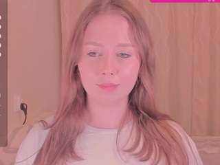 kira-m webcam camsoda model stream image
