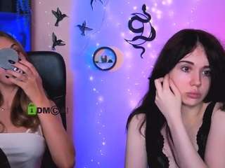 riley-sanders webcam model stream image