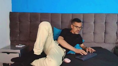 Oswaldo__ webcam model stream image