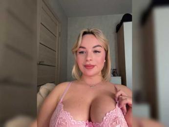 Mila-m webcam bongacams model stream image