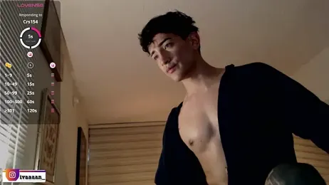 ivaaaan_ webcam stripchat model stream image