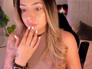 amywoods webcam camsoda model stream image